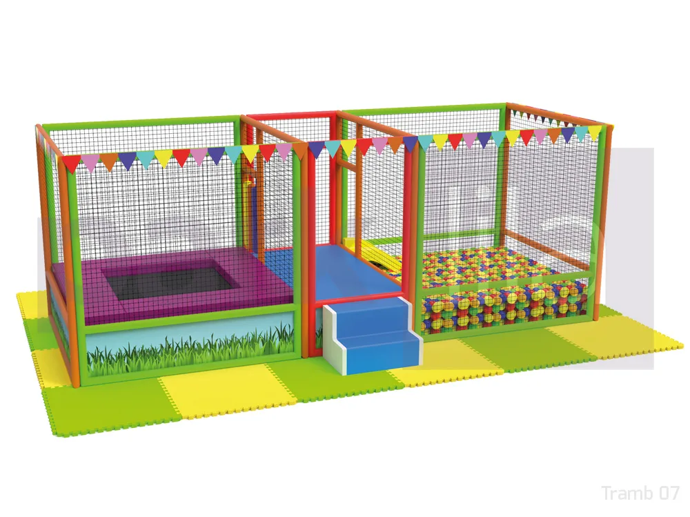 Trambolin 07 Trambolin, Top Havuzu ve Basamaklı Geçiş